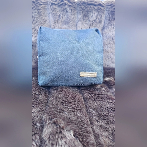 Salvatore Ferragamo Perfume/cosmetics pouch 👝 - Picture 2 of 16